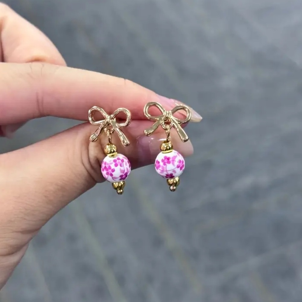 NEW Porcelain Portofino Stainless Steel Pearl Toile Earrings